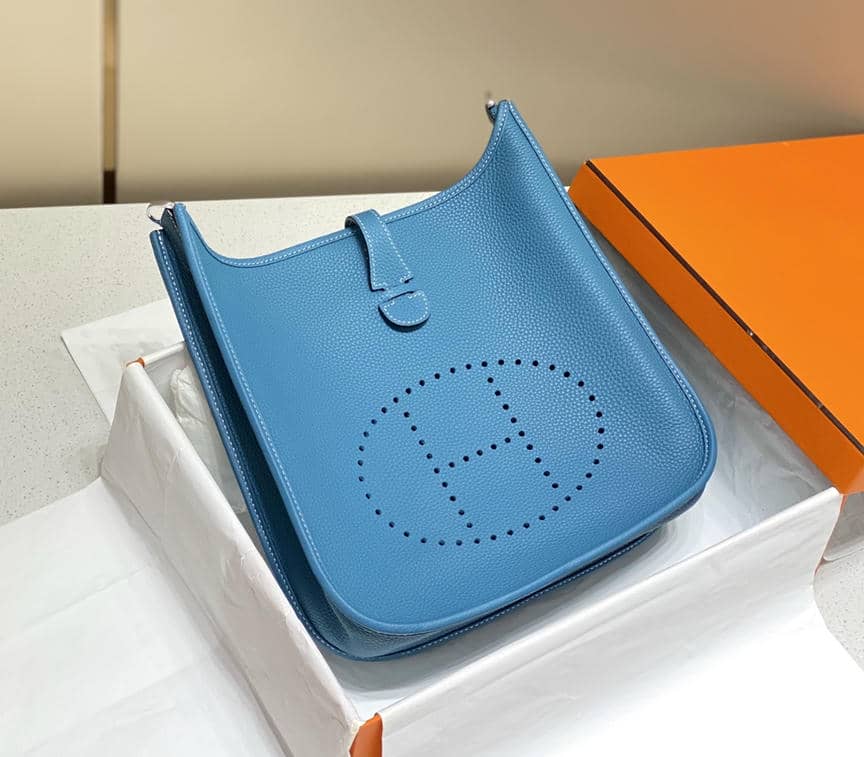 Evelyne29cm-29